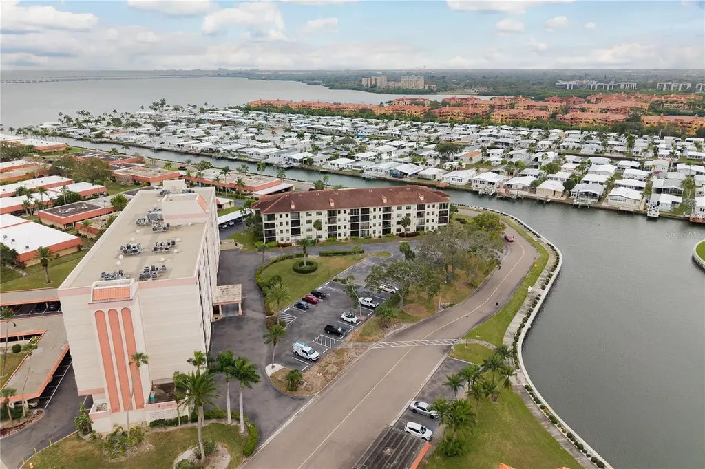 19029 Us Highway 19 N Clearwater FL 33764