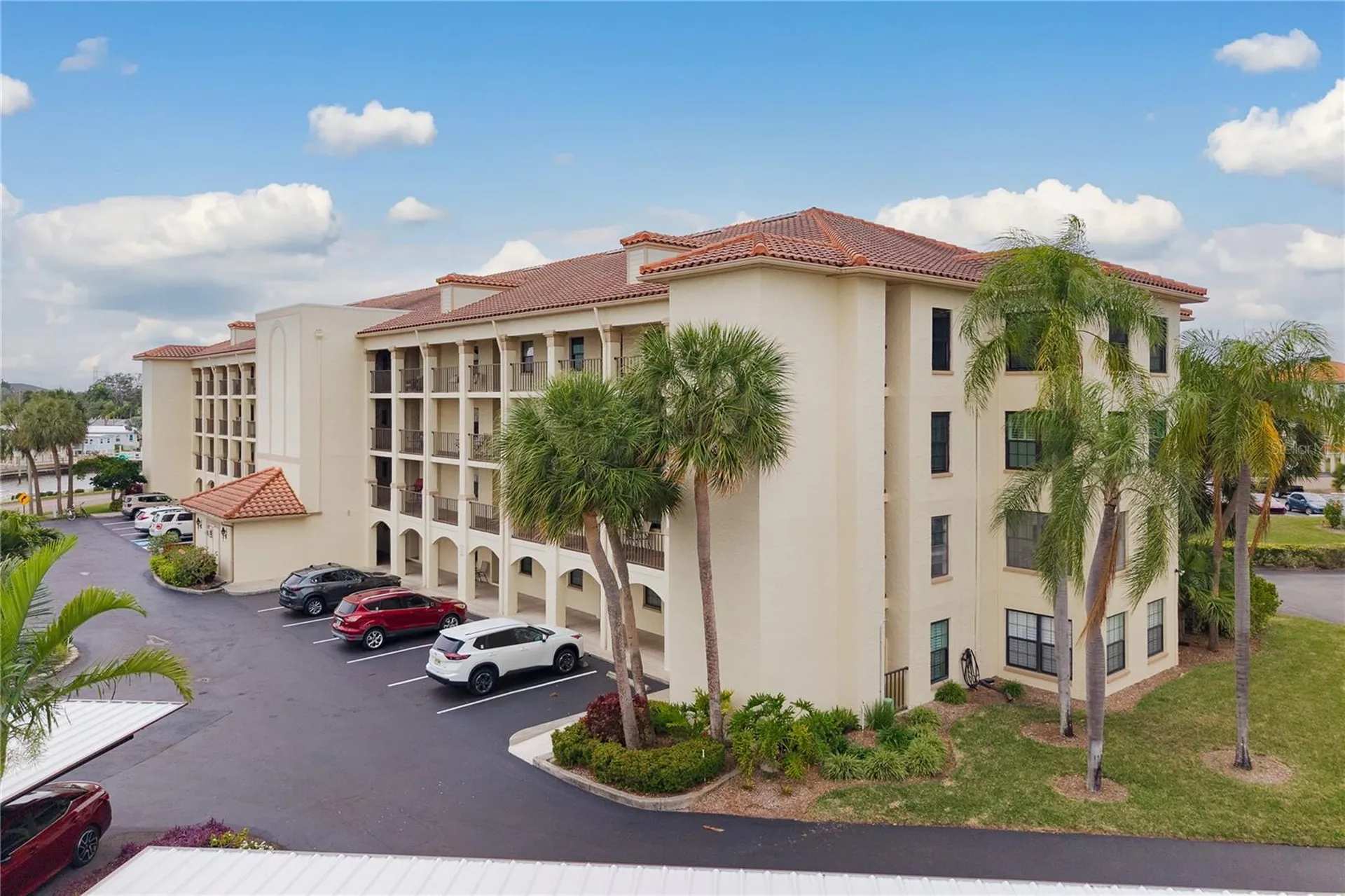 19029 Us Highway 19 N Clearwater FL 33764