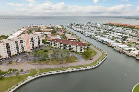 19029 Us Highway 19 N Clearwater FL 33764