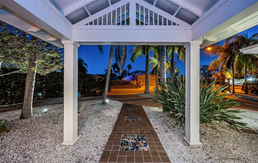 2910 Alton Drive St Pete Beach FL 33706