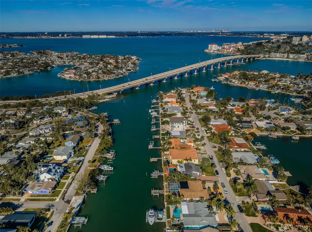 2910 Alton Drive St Pete Beach FL 33706