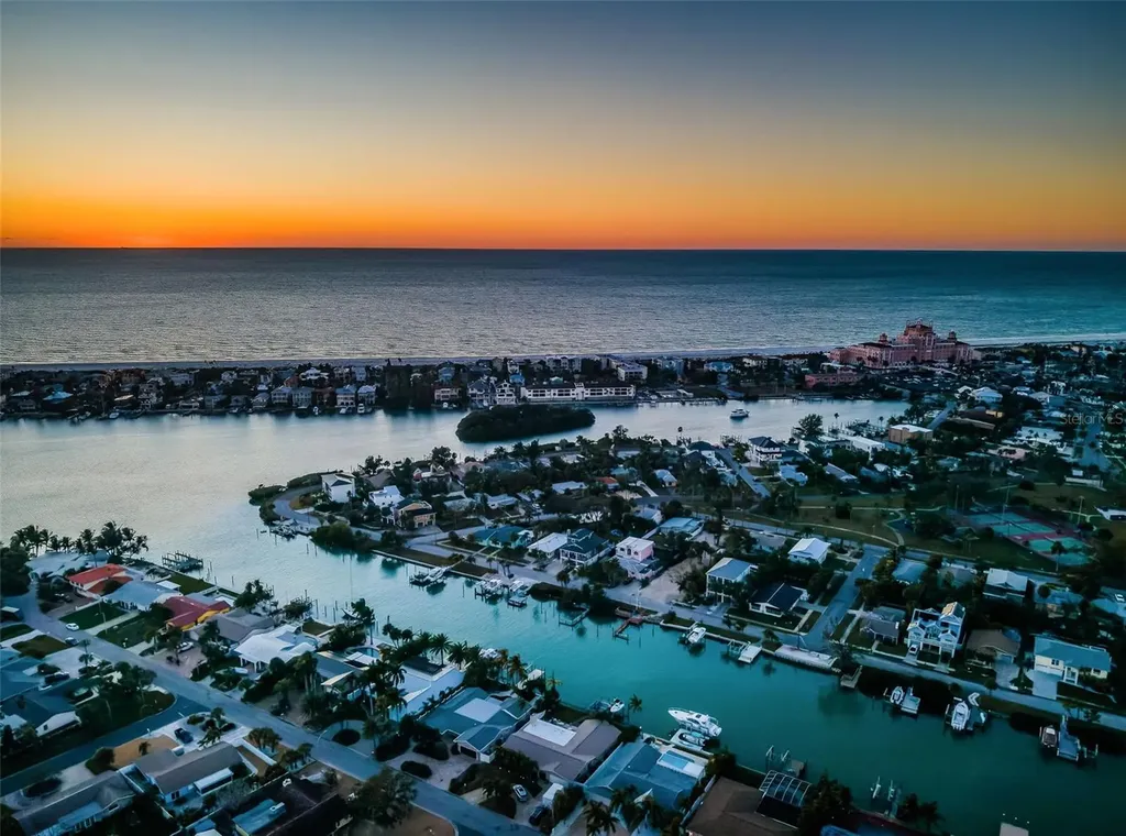 2910 Alton Drive St Pete Beach FL 33706