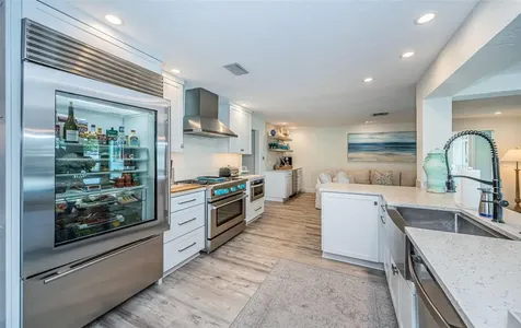 2910 Alton Drive St Pete Beach FL 33706