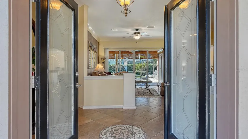 8544 Park Shore Lane Sarasota FL 34238