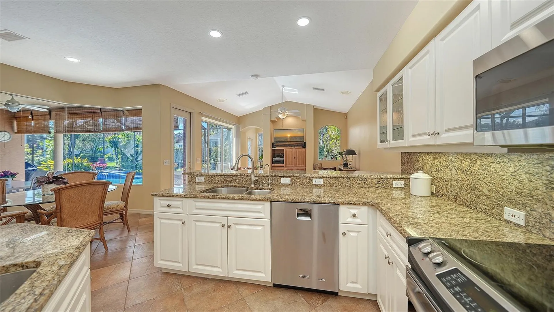 8544 Park Shore Lane Sarasota FL 34238