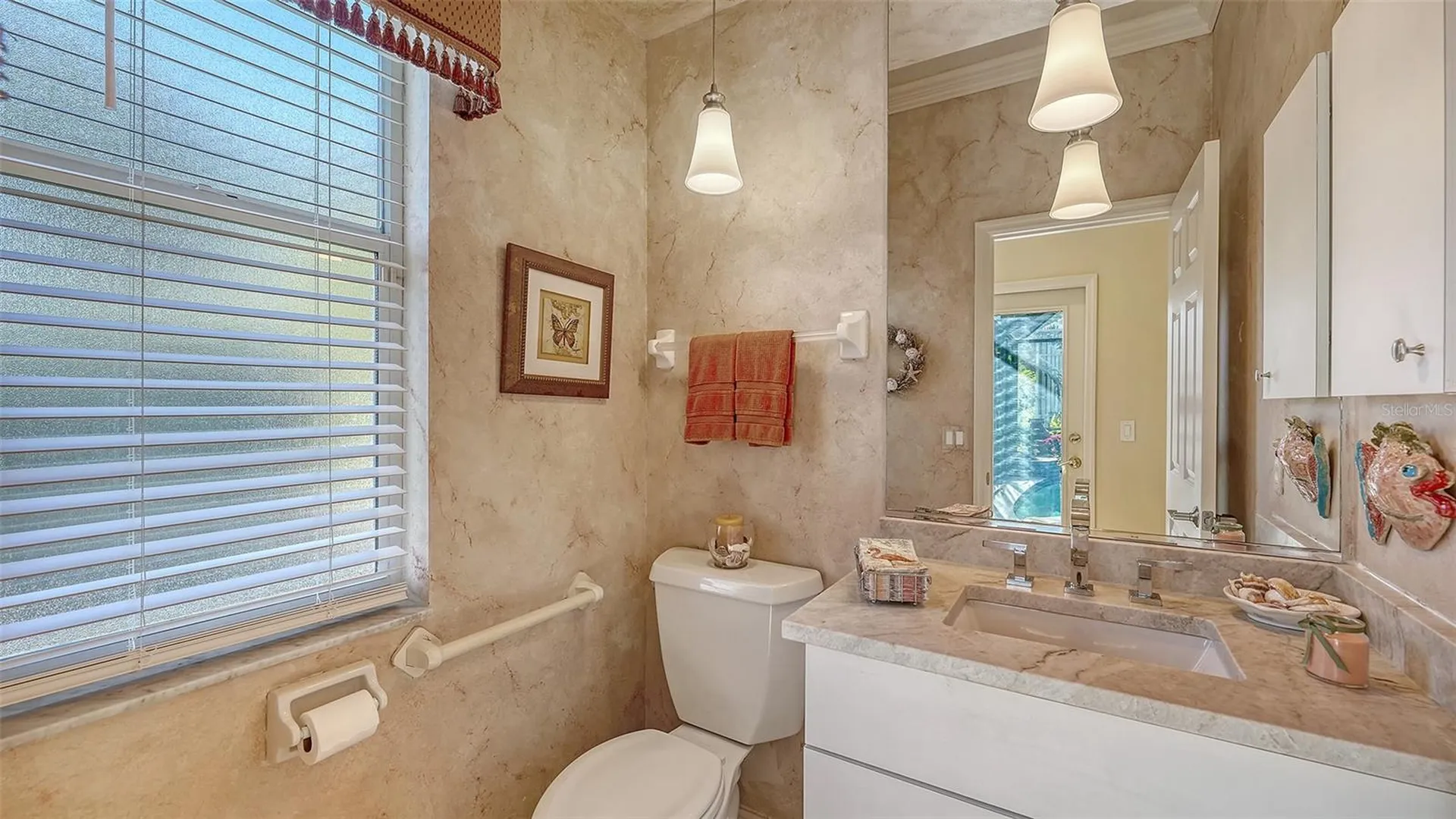 8544 Park Shore Lane Sarasota FL 34238