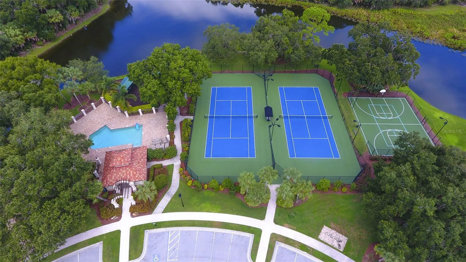 8544 Park Shore Lane Sarasota FL 34238