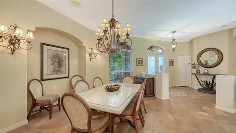 8544 Park Shore Lane Sarasota FL 34238