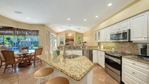 8544 Park Shore Lane Sarasota FL 34238