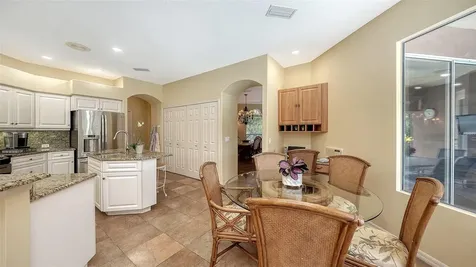 8544 Park Shore Lane Sarasota FL 34238