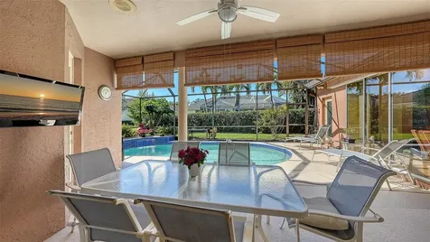 8544 Park Shore Lane Sarasota FL 34238
