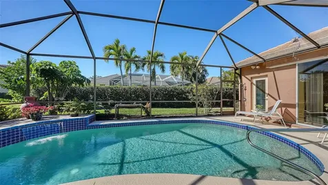 8544 Park Shore Lane Sarasota FL 34238