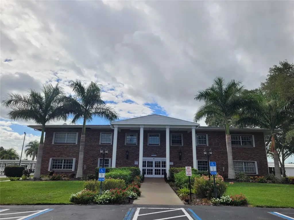 3317 Overcup Oak Terrace Sarasota FL 34237
