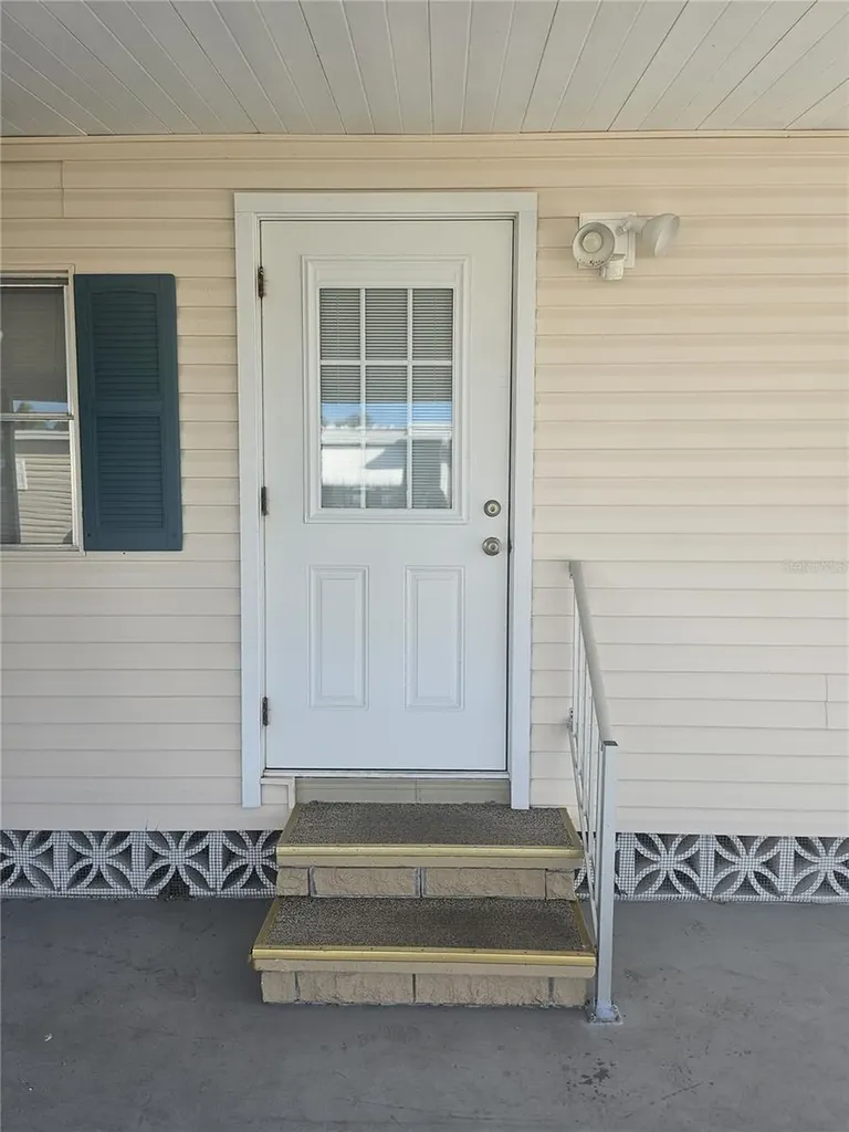 3317 Overcup Oak Terrace Sarasota FL 34237