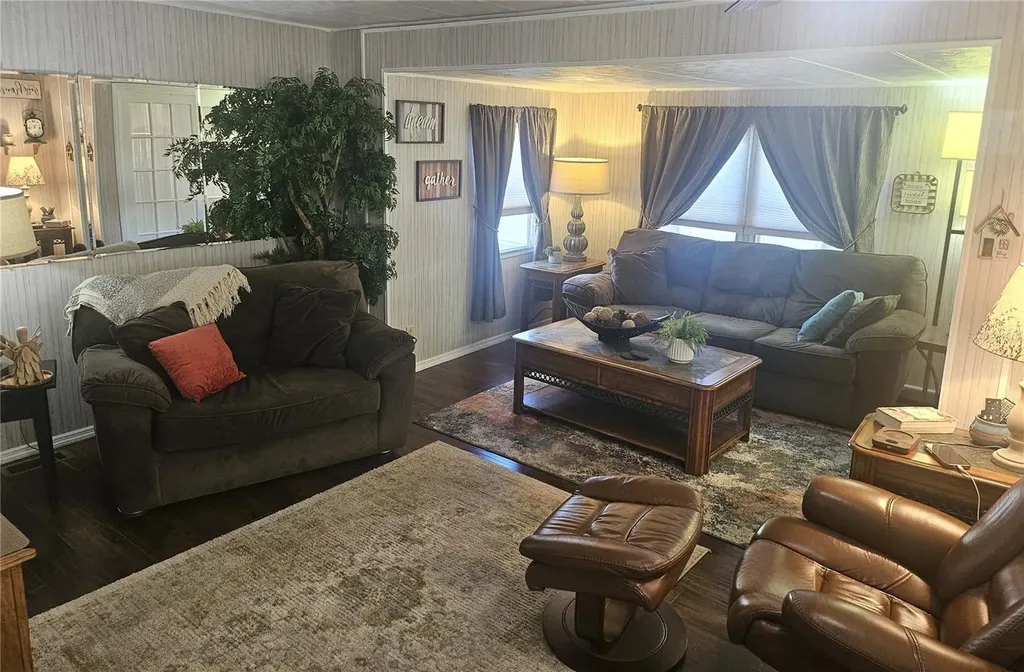 3317 Overcup Oak Terrace Sarasota FL 34237