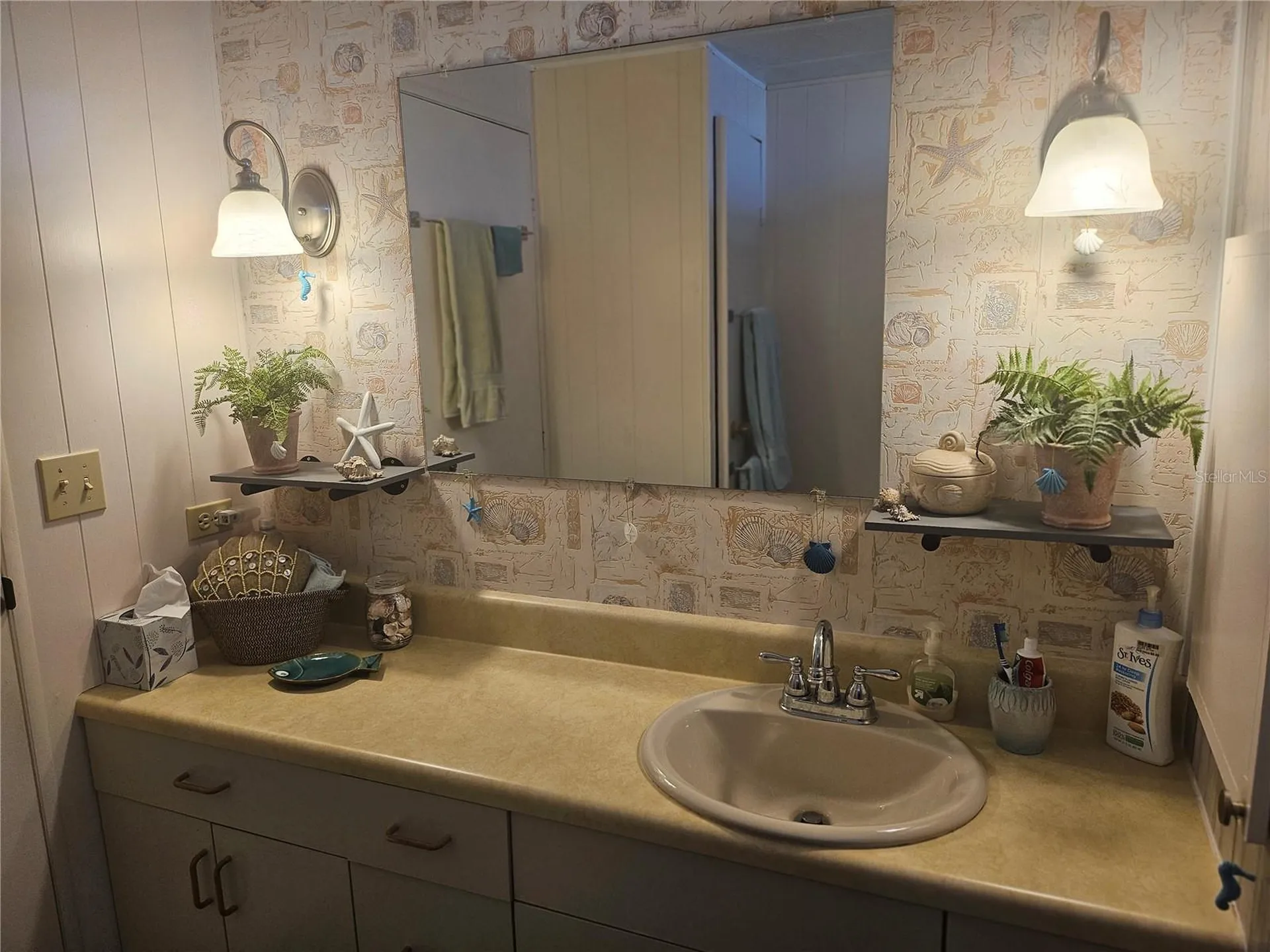 3317 Overcup Oak Terrace Sarasota FL 34237