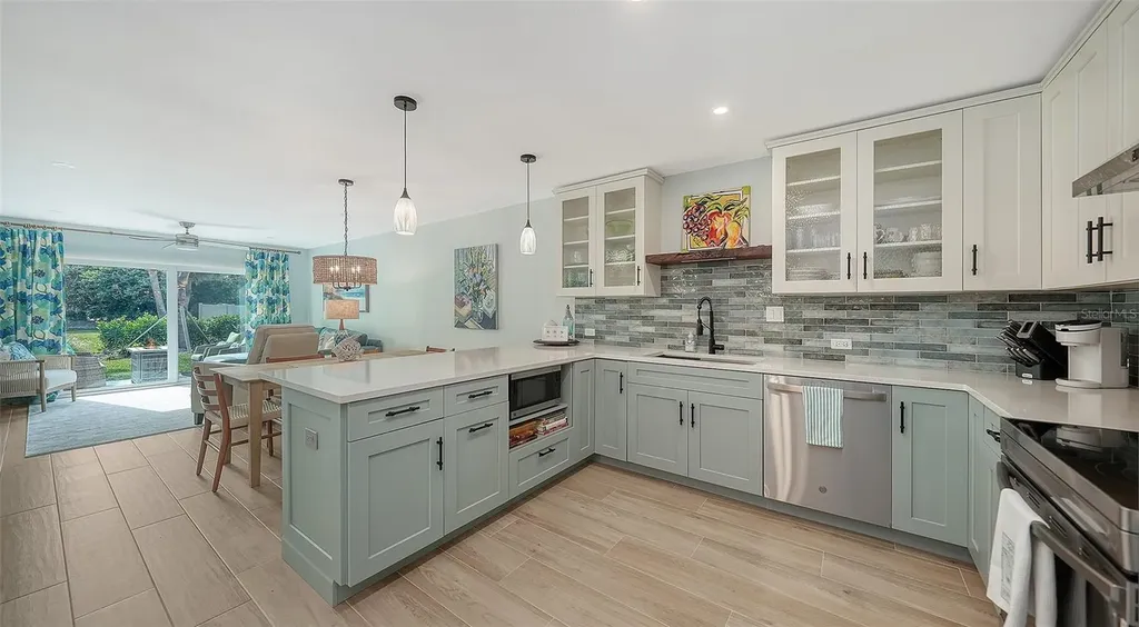 4720 Gulf Of Mexico Drive Longboat Key FL 34228