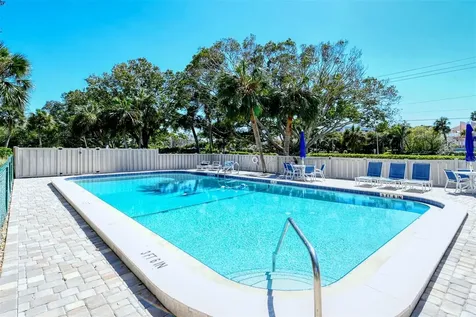 4720 Gulf Of Mexico Drive Longboat Key FL 34228