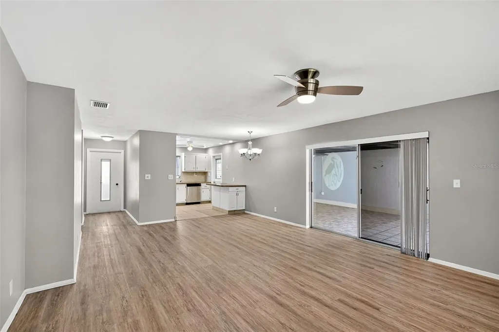 536 Pangola Drive North Fort Myers FL 33903