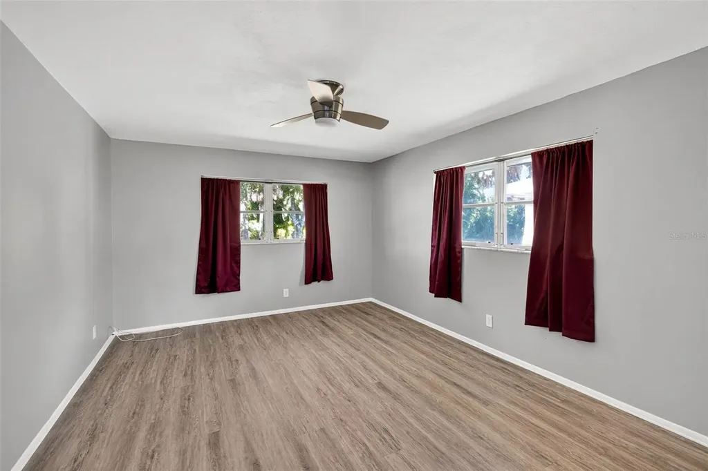 536 Pangola Drive North Fort Myers FL 33903
