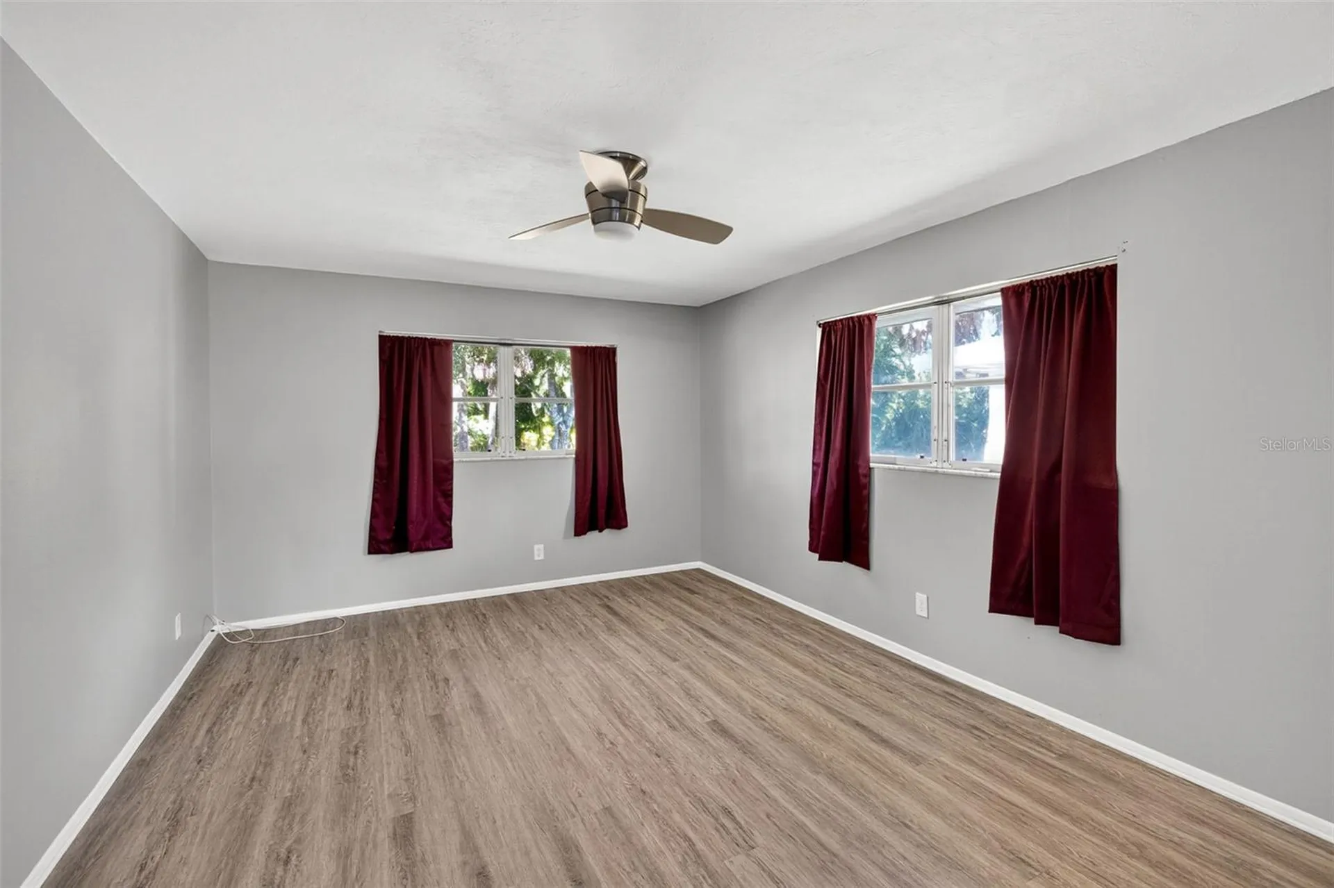 536 Pangola Drive North Fort Myers FL 33903