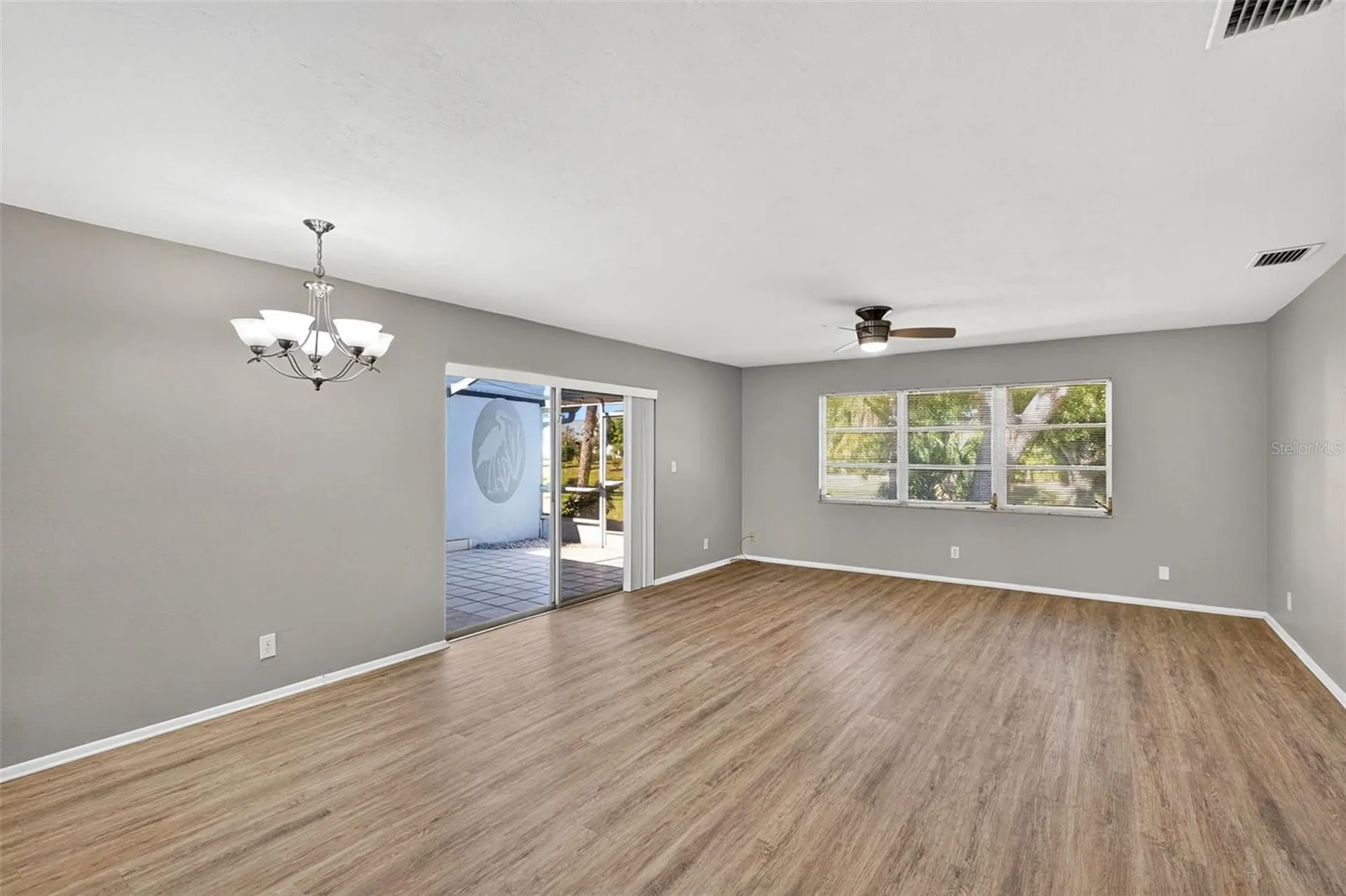536 Pangola Drive North Fort Myers FL 33903