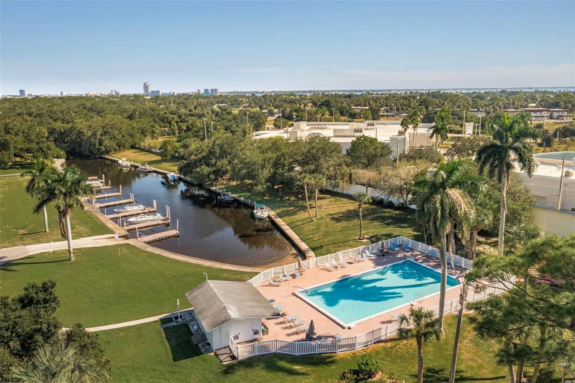 536 Pangola Drive North Fort Myers FL 33903