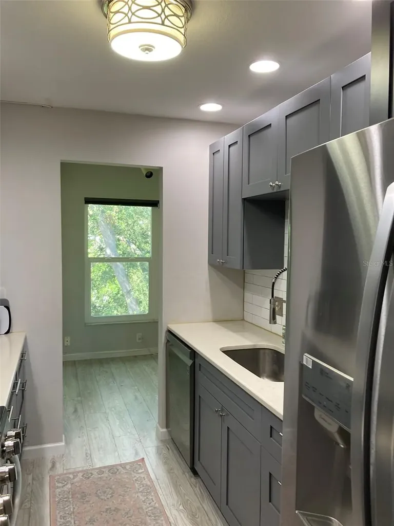 5725 80th Street N St Petersburg FL 33709