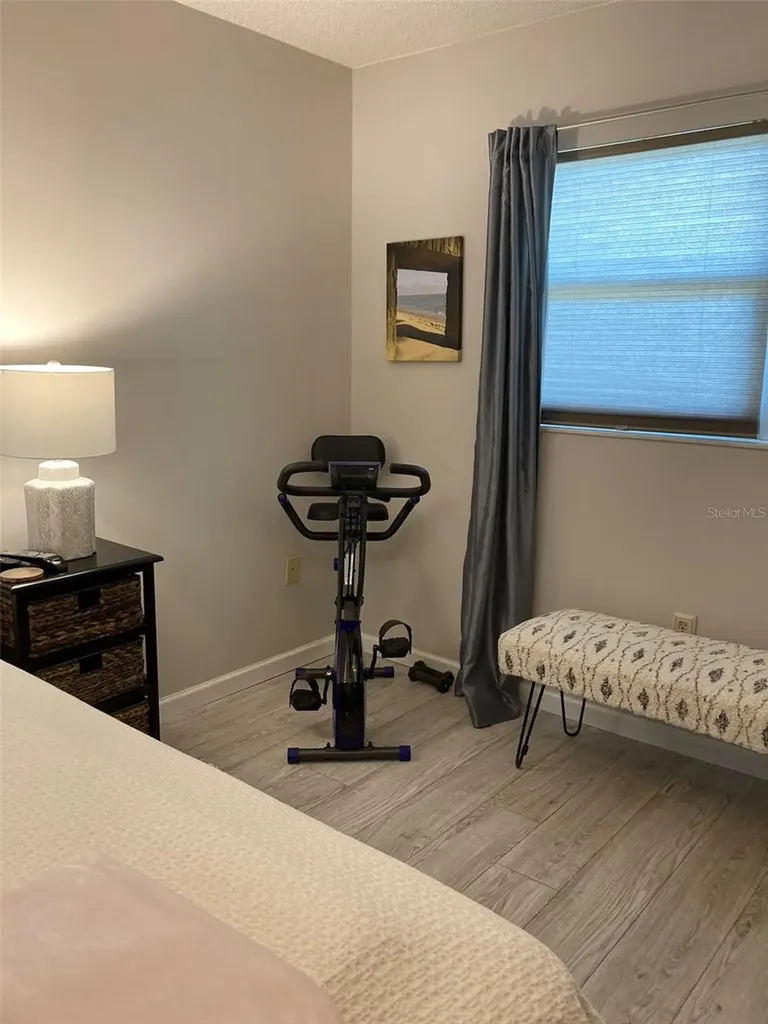 5725 80th Street N St Petersburg FL 33709