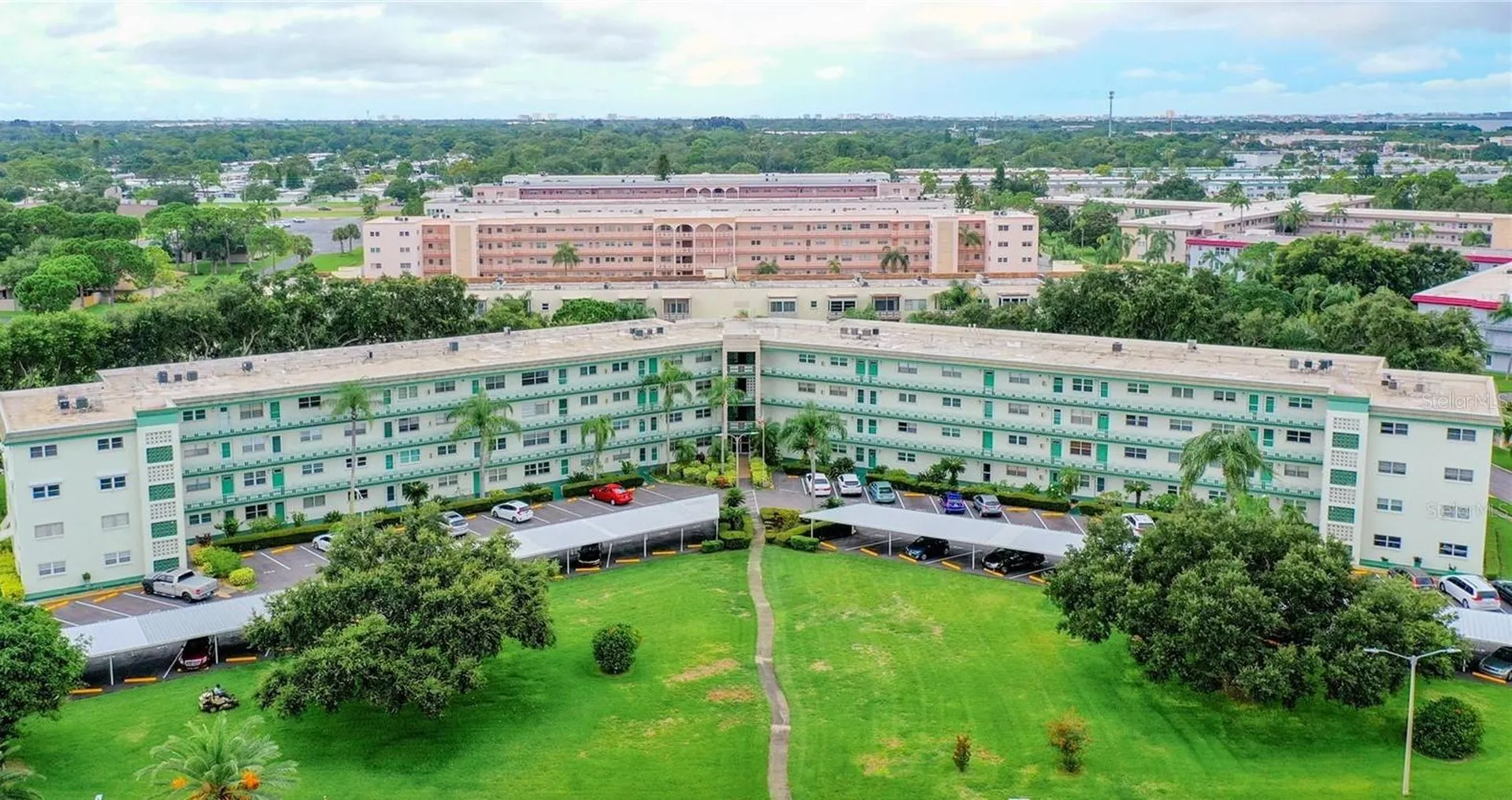5725 80th Street N St Petersburg FL 33709