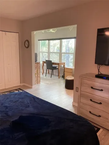 5725 80th Street N St Petersburg FL 33709