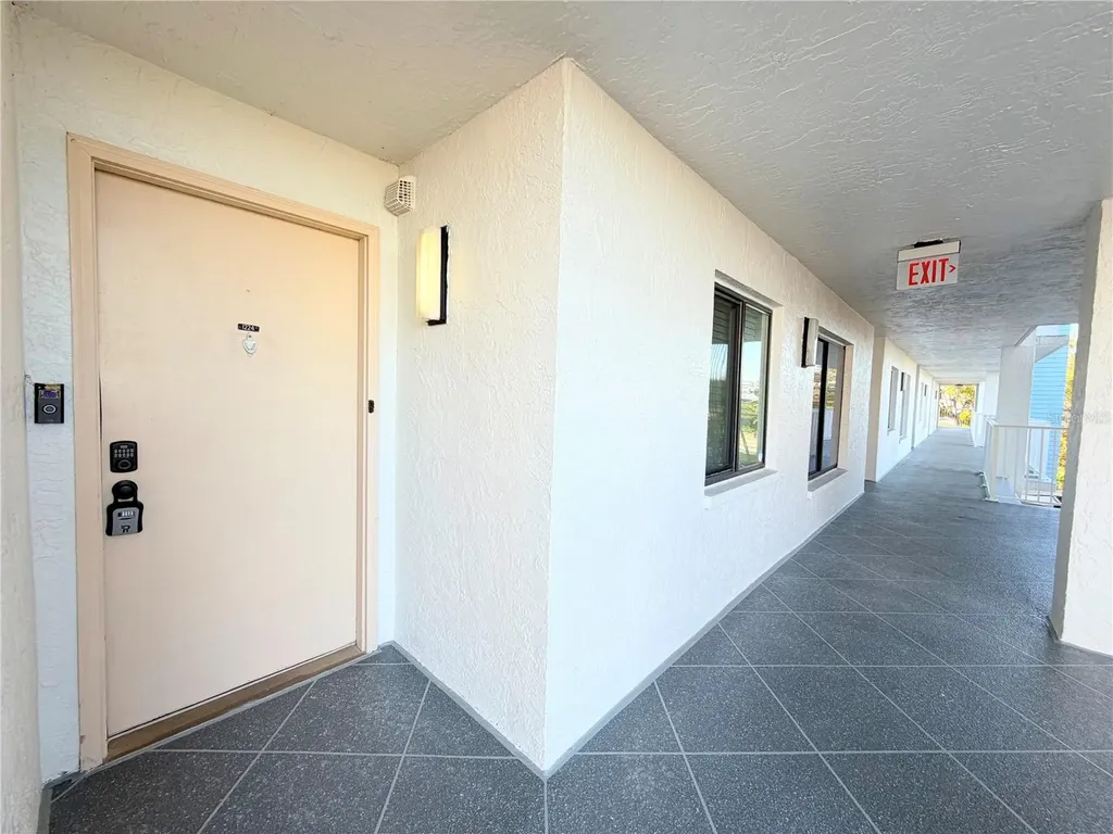 4550 Bay Boulevard Port Richey FL 34668