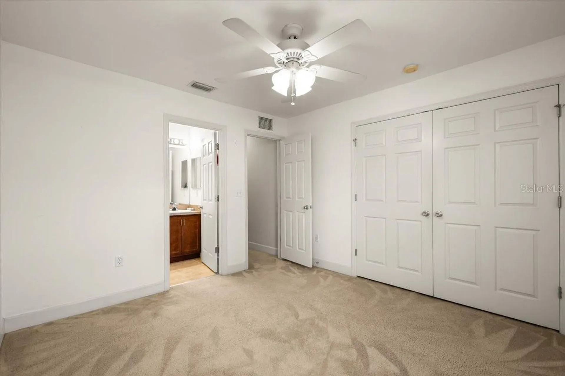 2945 SW 35th Place Gainesville FL 32608