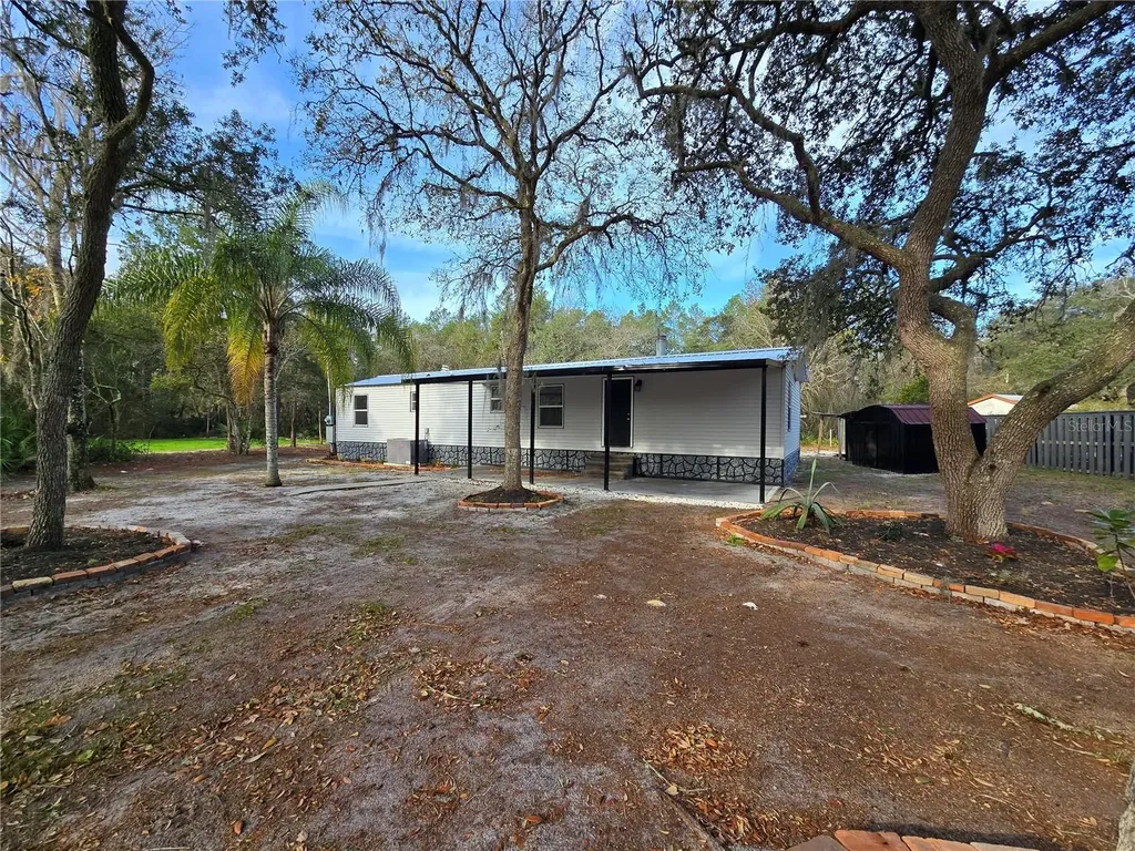 43541 Dixie Drive Paisley FL 32767
