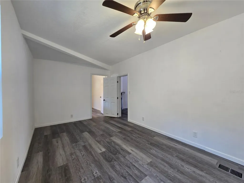 43541 Dixie Drive Paisley FL 32767
