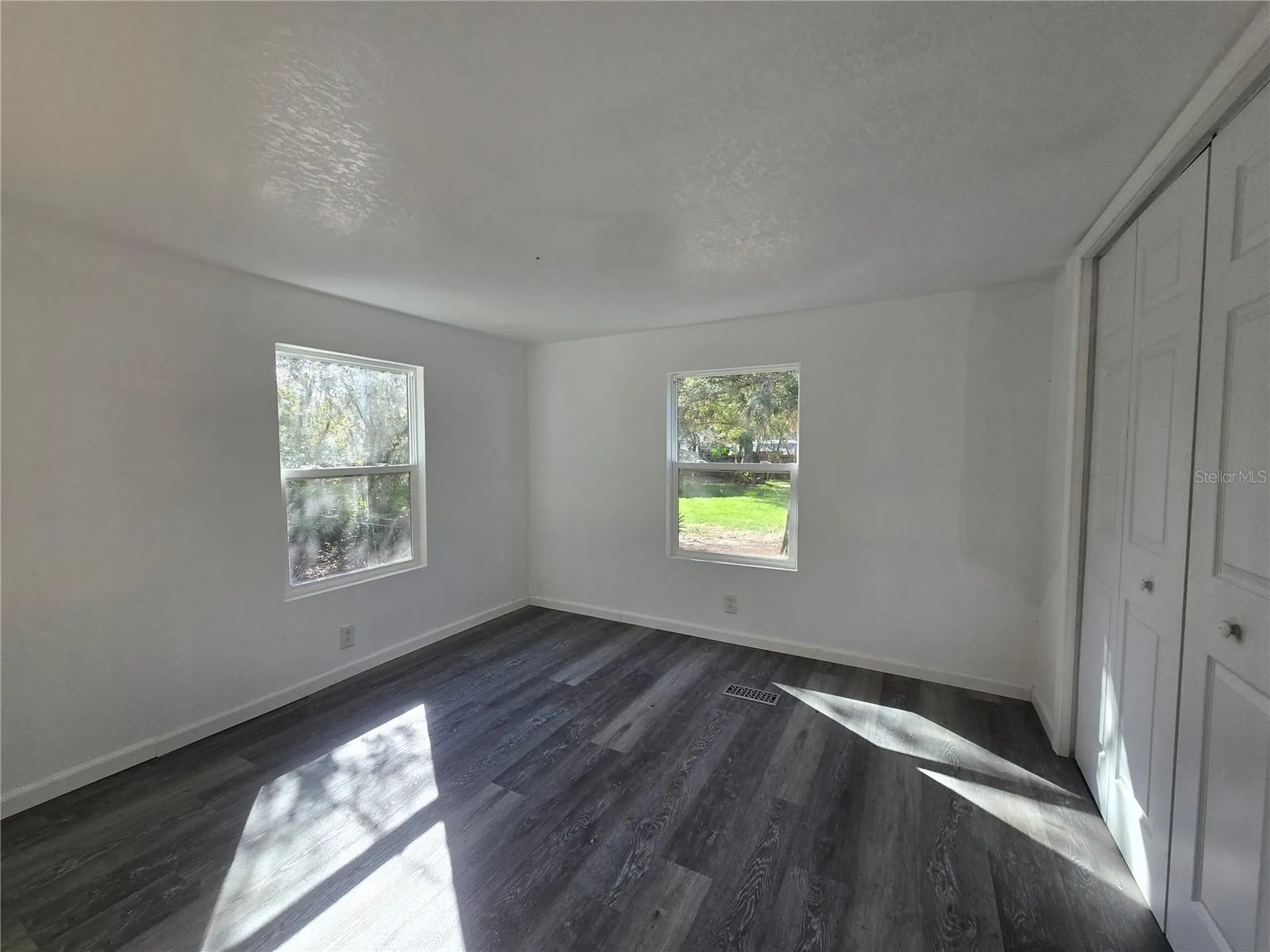 43541 Dixie Drive Paisley FL 32767