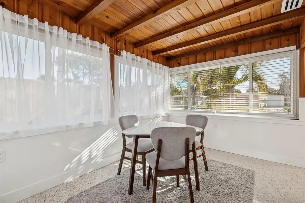 2488 Del Rio Way Dunedin FL 34698