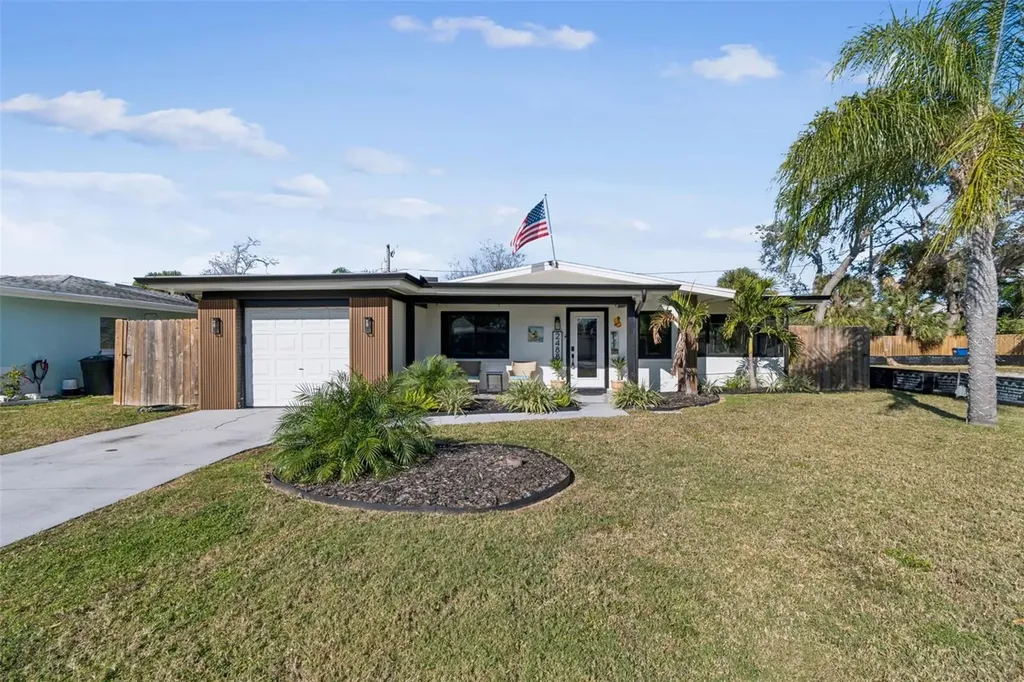 2488 Del Rio Way Dunedin FL 34698
