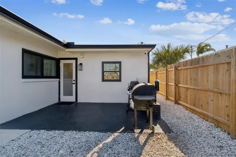 2488 Del Rio Way Dunedin FL 34698