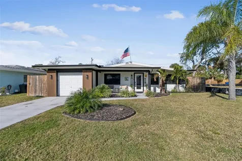 2488 Del Rio Way Dunedin FL 34698