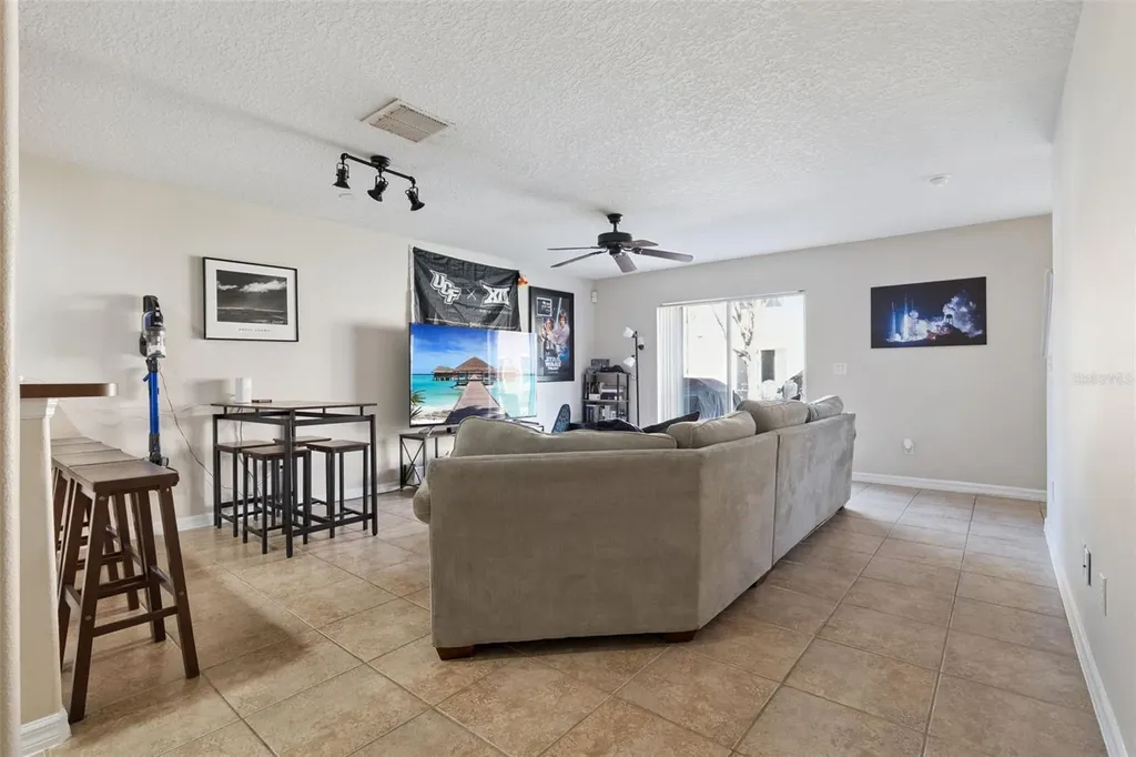 4187 Pitch Pine Circle Oviedo FL 32765