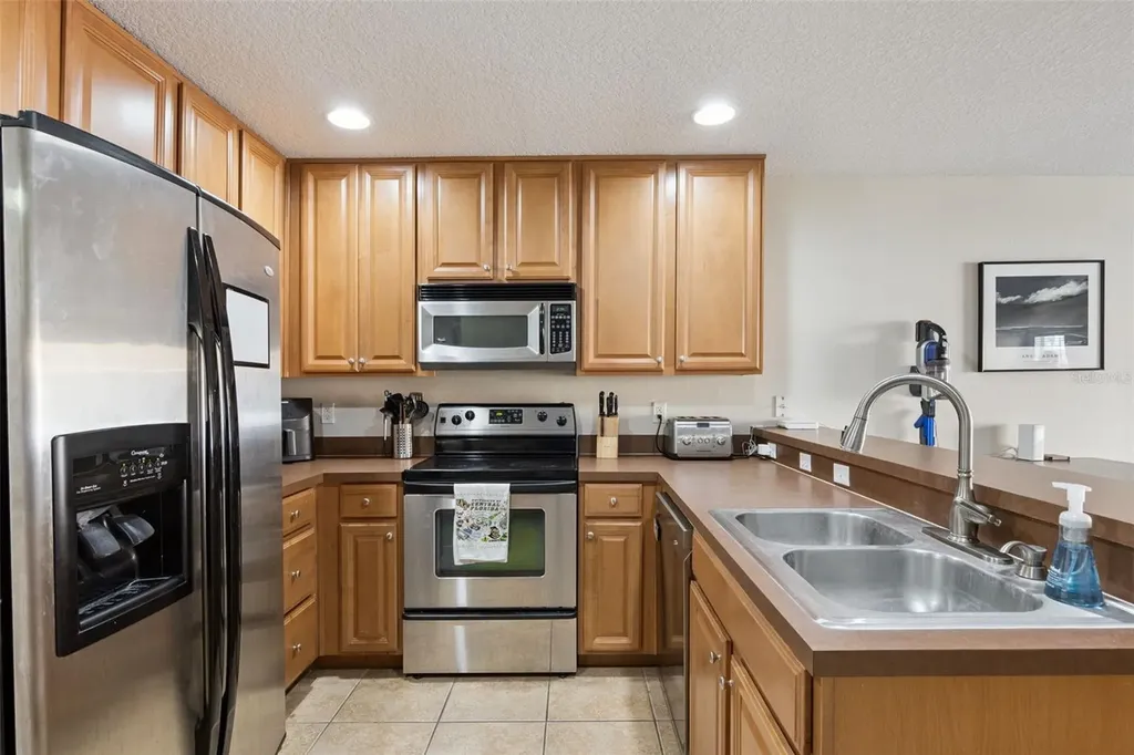 4187 Pitch Pine Circle Oviedo FL 32765