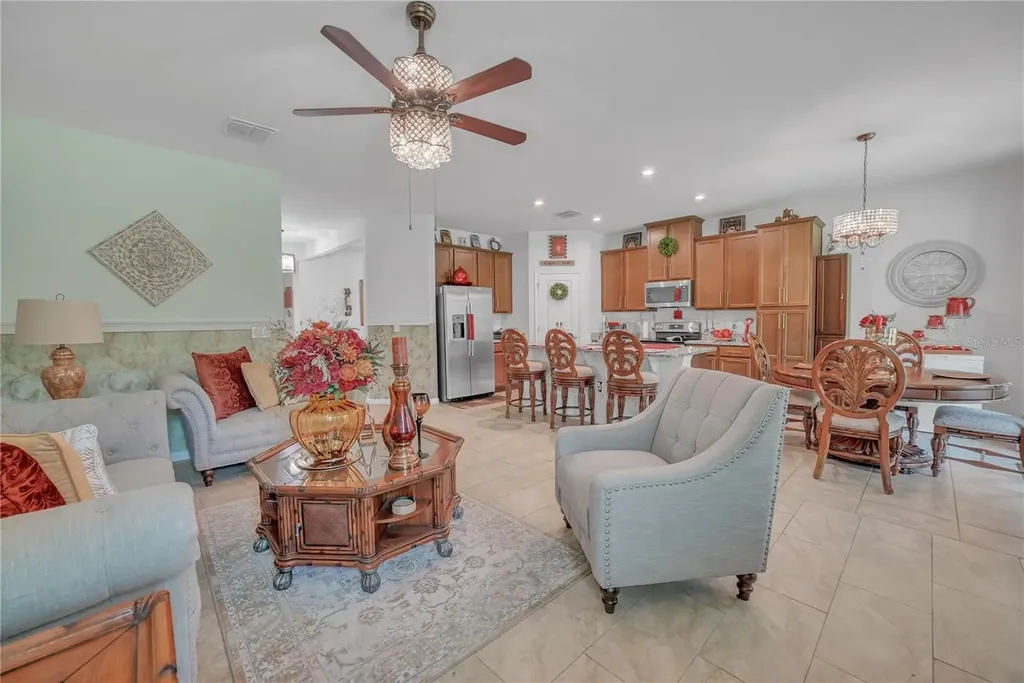 289 Siesta Vista Court Davenport FL 33896