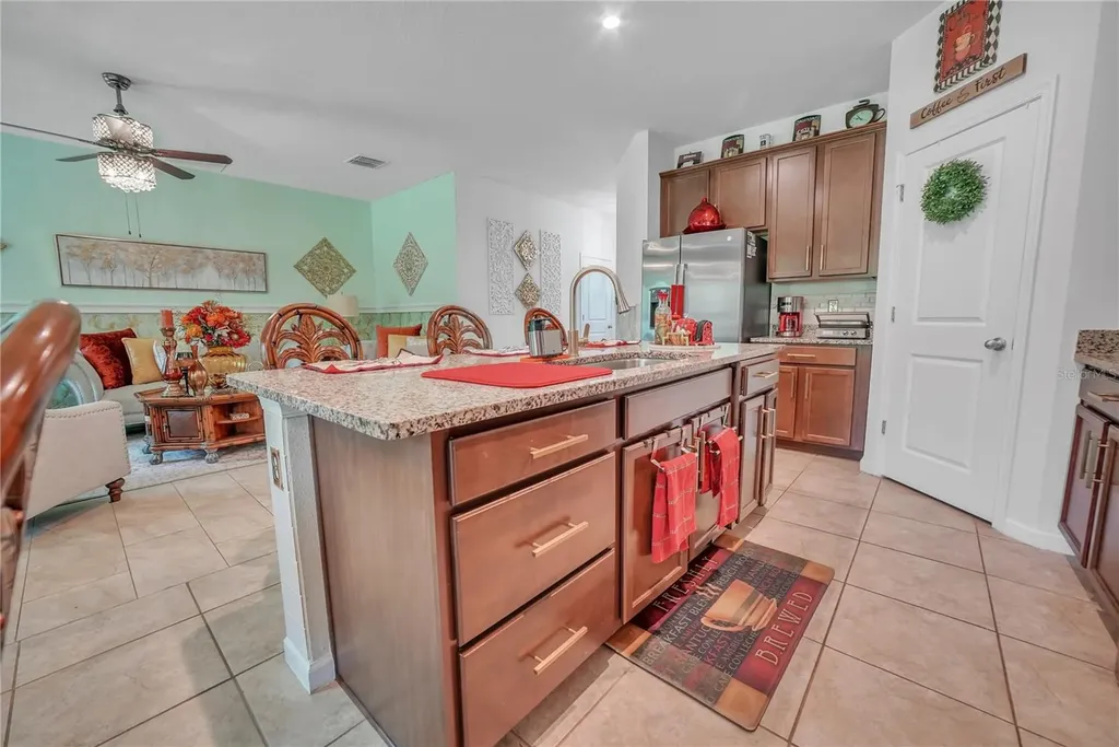 289 Siesta Vista Court Davenport FL 33896