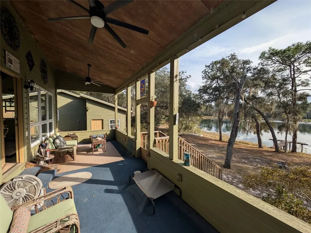 14730 SE 61st Street Road Ocklawaha FL 32179