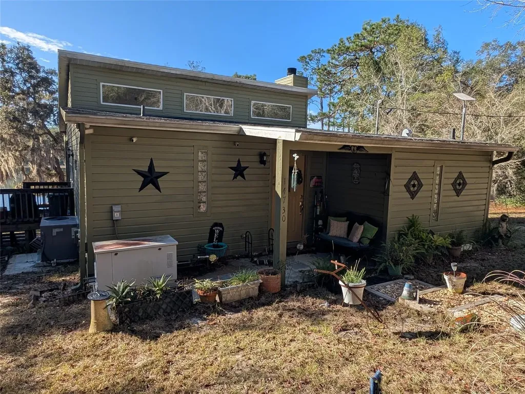 14730 SE 61st Street Road Ocklawaha FL 32179
