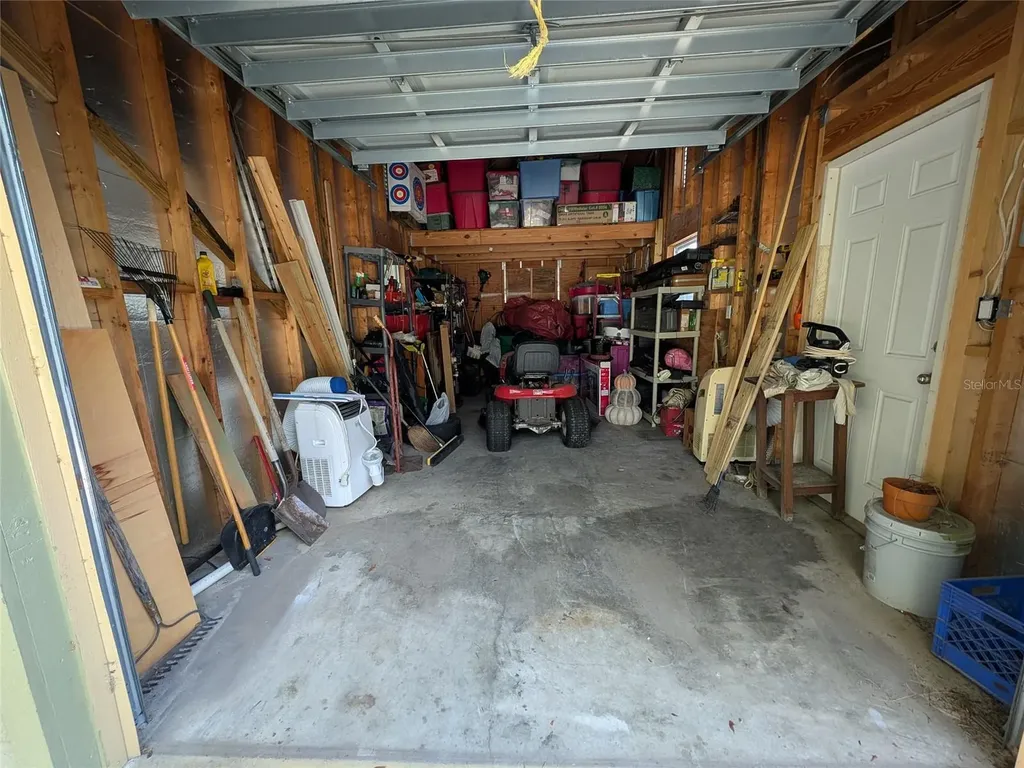 14730 SE 61st Street Road Ocklawaha FL 32179