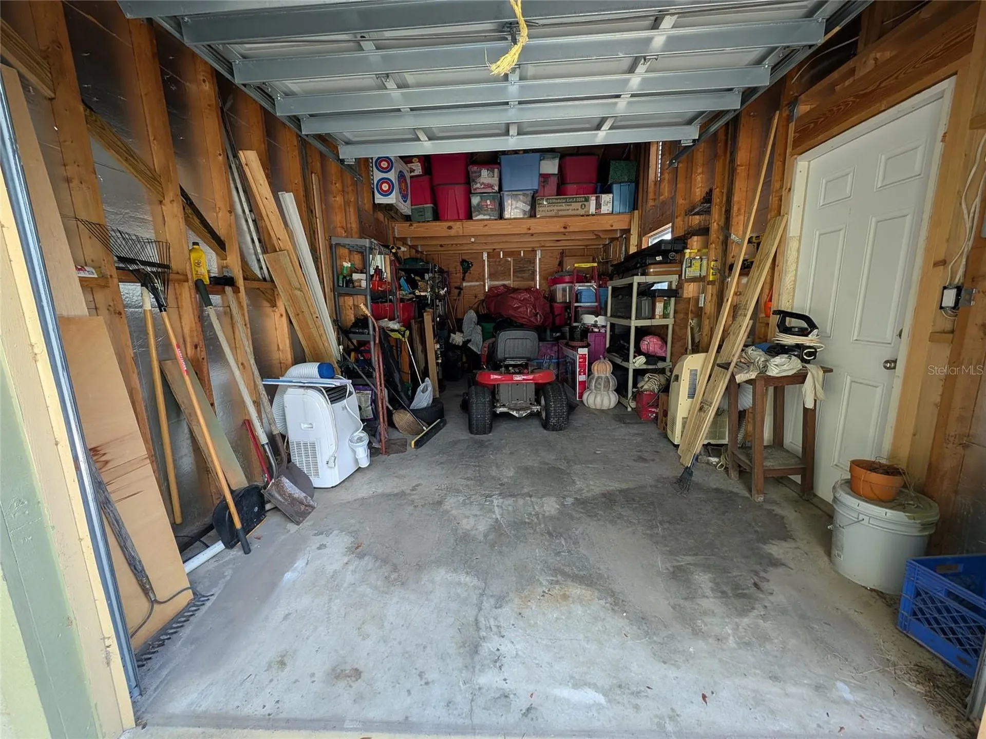 14730 SE 61st Street Road Ocklawaha FL 32179