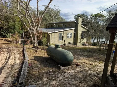 14730 SE 61st Street Road Ocklawaha FL 32179