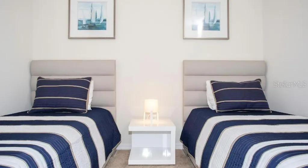 8879 Geneve Court Kissimmee FL 34747